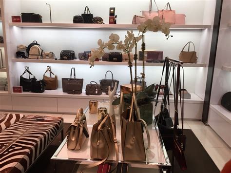 Michael Kors Locations in Burnaby, British Columbia 